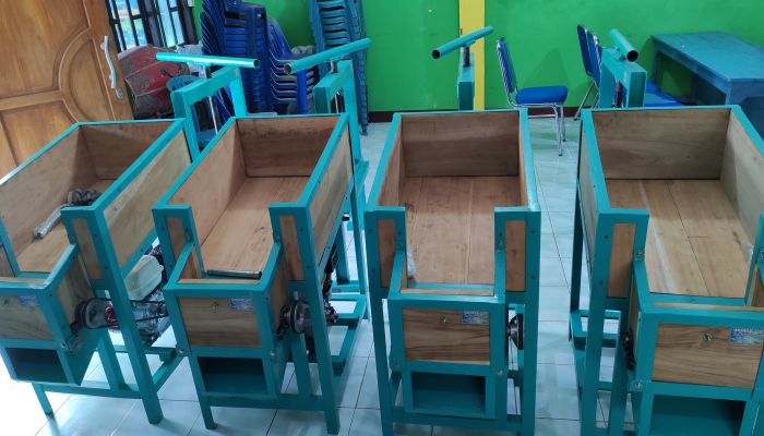 Dukung Potensi Pengolahan Singkong, Pemerintah Desa Realisasikan Program Pengadaan Alat Produksi Oyek